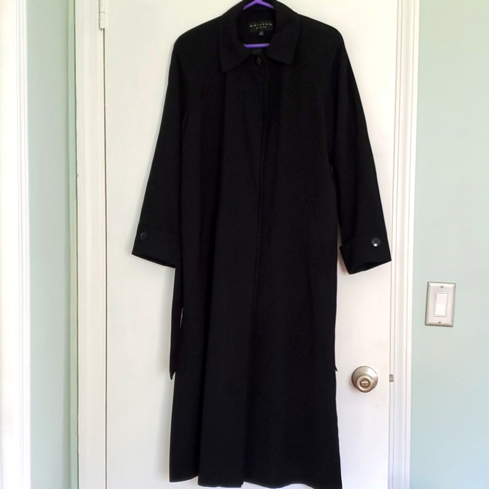 Long fall/winter coat